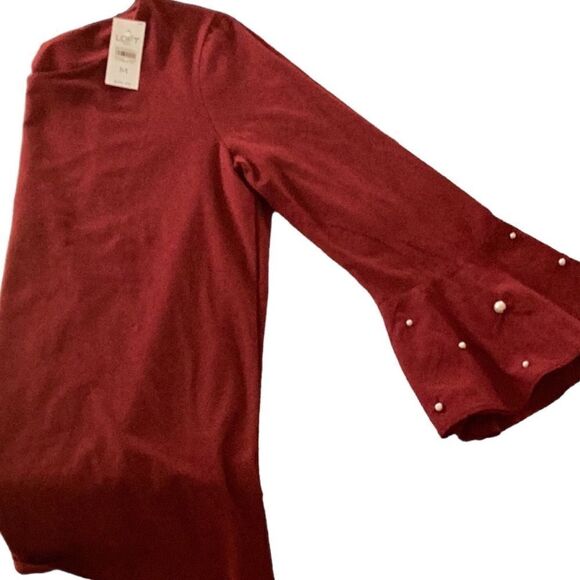 LOFT OUTLET NWT TOP BLOUSE PEARL DETAIL RUFFLE SLEEVES BURGUNDY MEDIUM - Picture 6 of 7